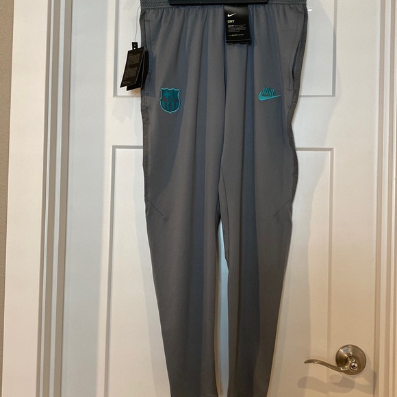 Nike Other - Mens Homme size L